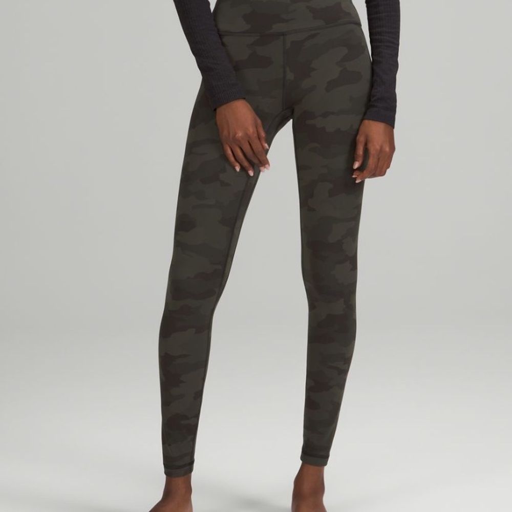 [lululemon] 28” olive green camo align leggings